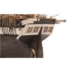 Barco HMS Terror sin velas - OCCRE