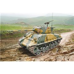 MILITARY VEHICLE 1/35 Sherman M4A3E8 - Korean War