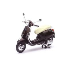 Moto Vespa Primavera marrón 1:12 NewRay