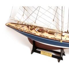 Barco de madera Occre Endeavour America's Cup 1/75 - OCCRE