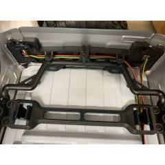 Bronco Wilderness 1/10 con winch, 2 velocidades y luces Amarillo